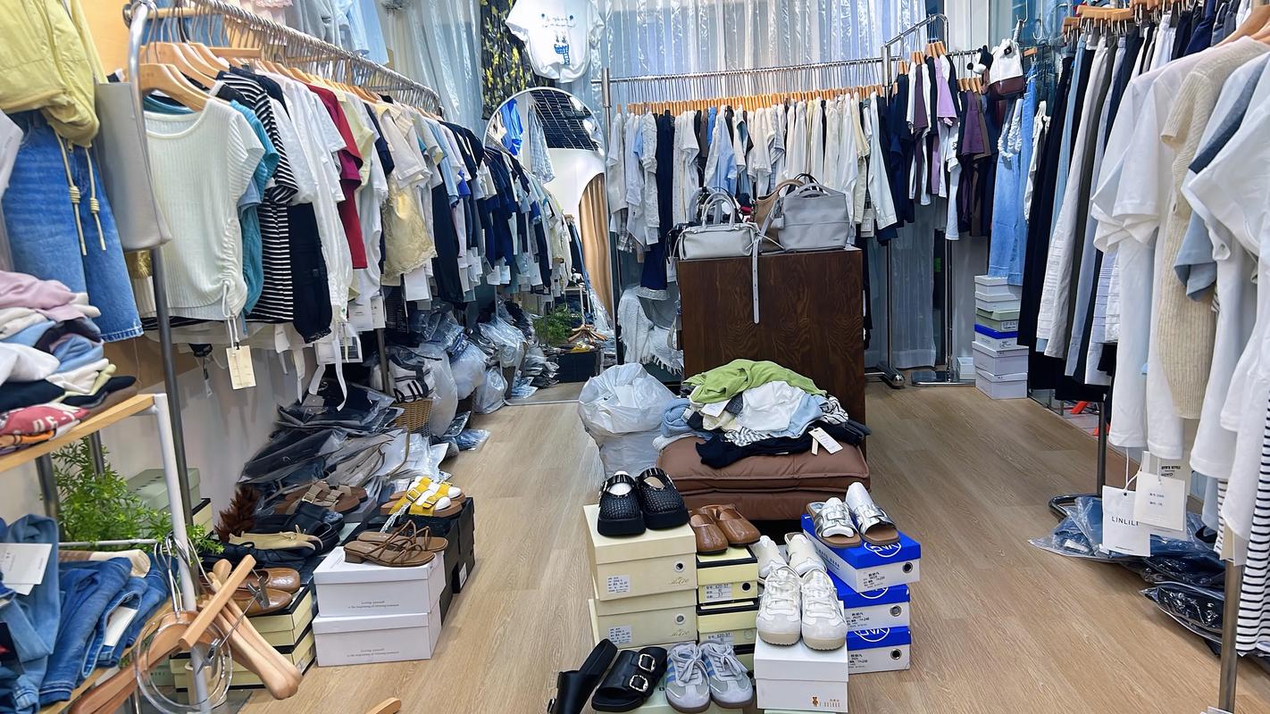 Cómo importar ropa desde China a Colombia a través de Alibaba 2025