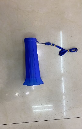 Trompeta con borde decorativo