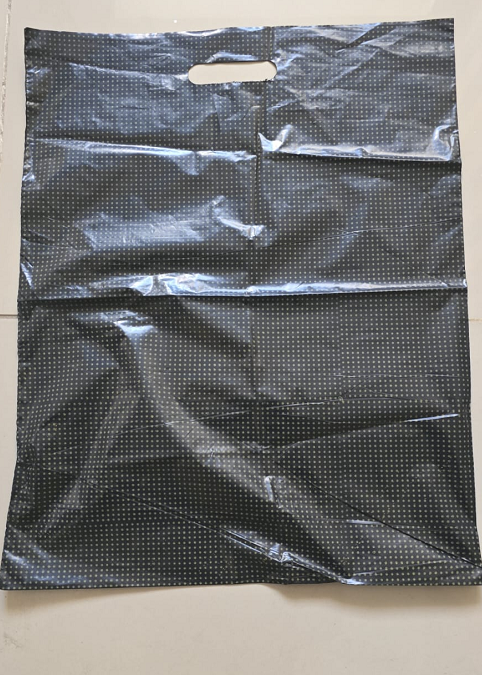 funda negra punto dorado
con refuerzo，12seda，
30.5*38cm.（12*15pulgadas）