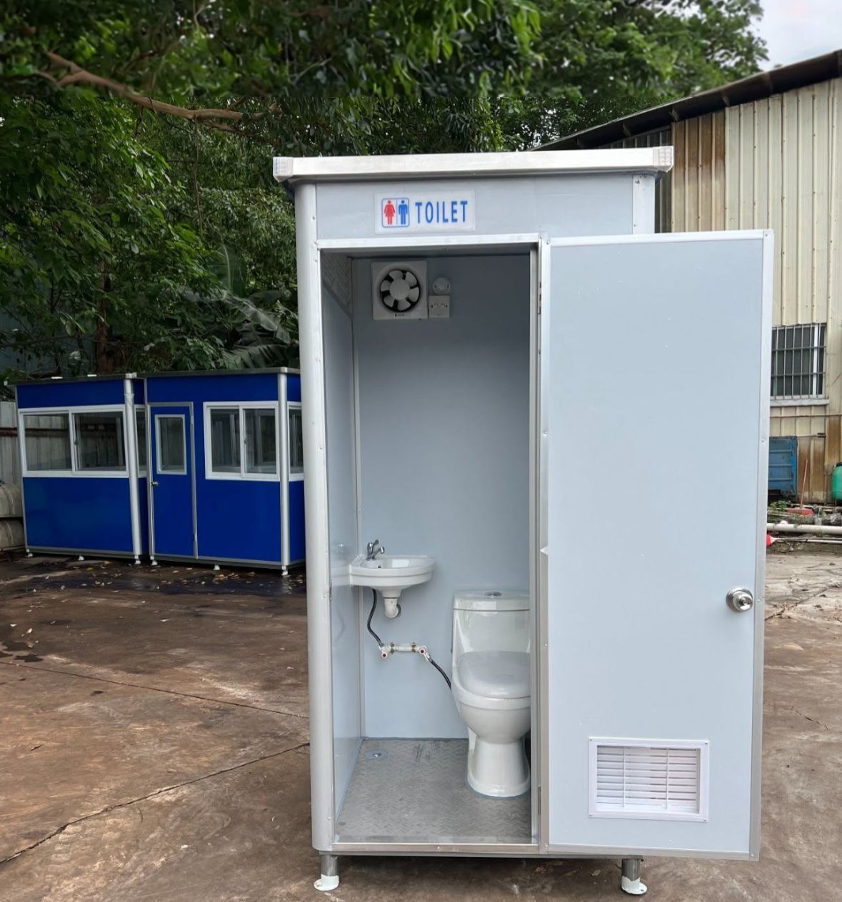 Inodoro portátil 1.2*1.2*2.25m