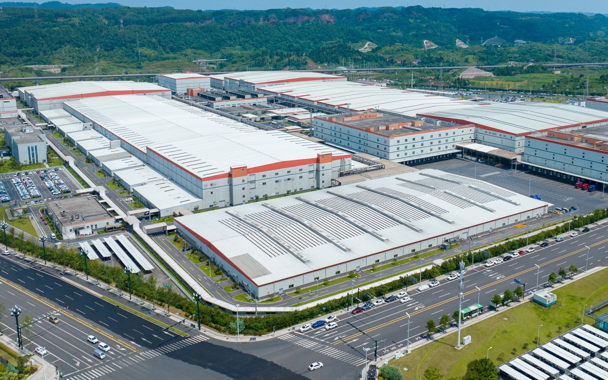 Fábricas en China vs empresas comerciales: cómo elegir como importador latinoamericano