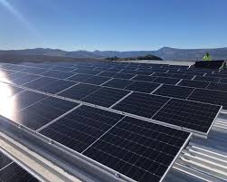 Cómo importar paneles solares desde China: guía completa para empresas en Latinoamérica