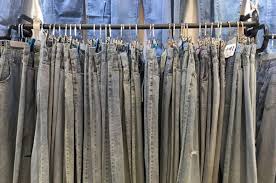 Cómo encontrar proveedores de ropa confiables para lanzar tu propia marca