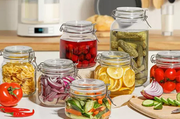 Tarros de cristal desde China: ideas de uso y puntos clave al importarlos