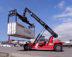 Qué es un container stacker y cómo China se convirtió en su principal fabricante