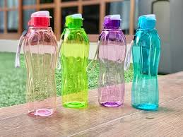 Cómo importar botes de agua personalizados de China: materiales, MOQ y control de calidad