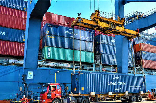 Qué es el transporte multimodal: ventajas, ejemplos y cuándo usarlo en comercio exterior