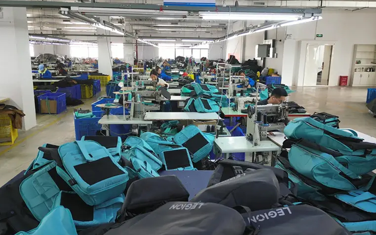 Los 10 mejores fabricantes de mochilas en China en 2026: cómo encontrar proveedores confiables y evitar errores costosos